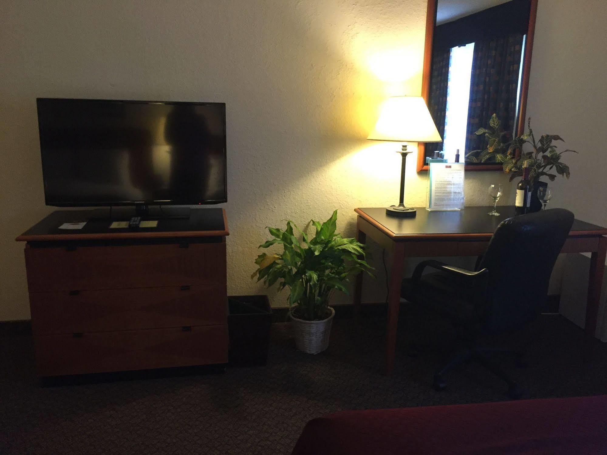 Sheraton Richmond Airport Hotel Sandston Ngoại thất bức ảnh
