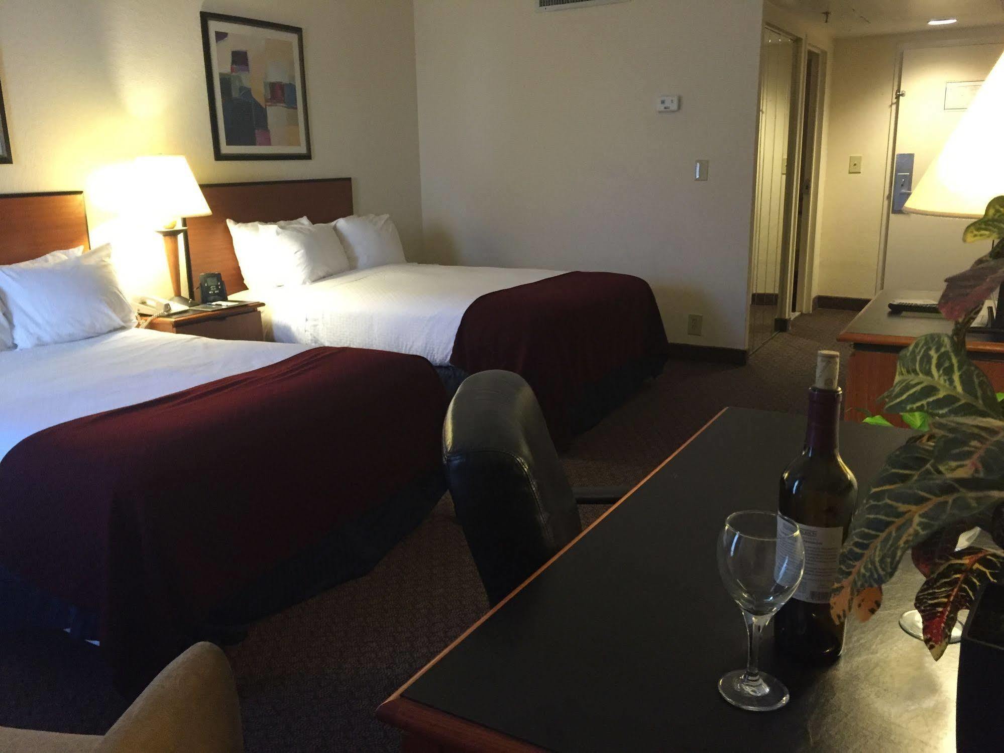 Sheraton Richmond Airport Hotel Sandston Ngoại thất bức ảnh